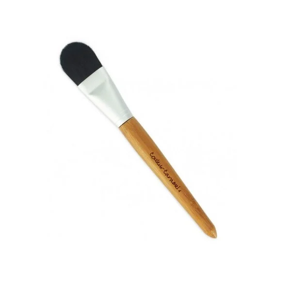 Couleur caramel Pennello Fondotinta 04