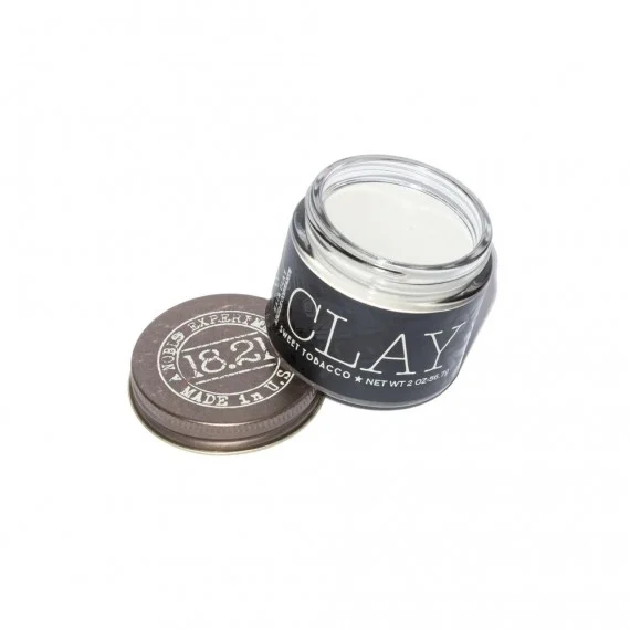 18.21 Man Made Clay Sweet Tobacco 59g - argilla styling uomo tutti capelli "Vaniglia Dolce"